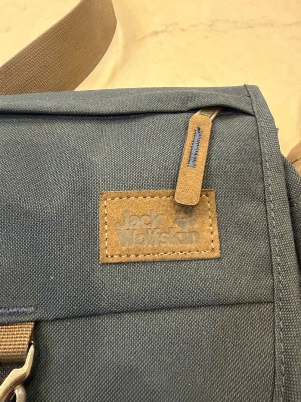 Jack Wolfskin Warwick Ave‎ Shoulder Bag
